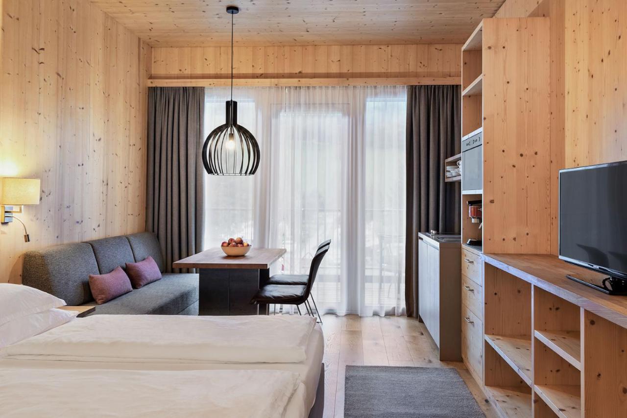 Natuerlich Hell. Aparthotel & Camping Fügen Eksteriør billede
