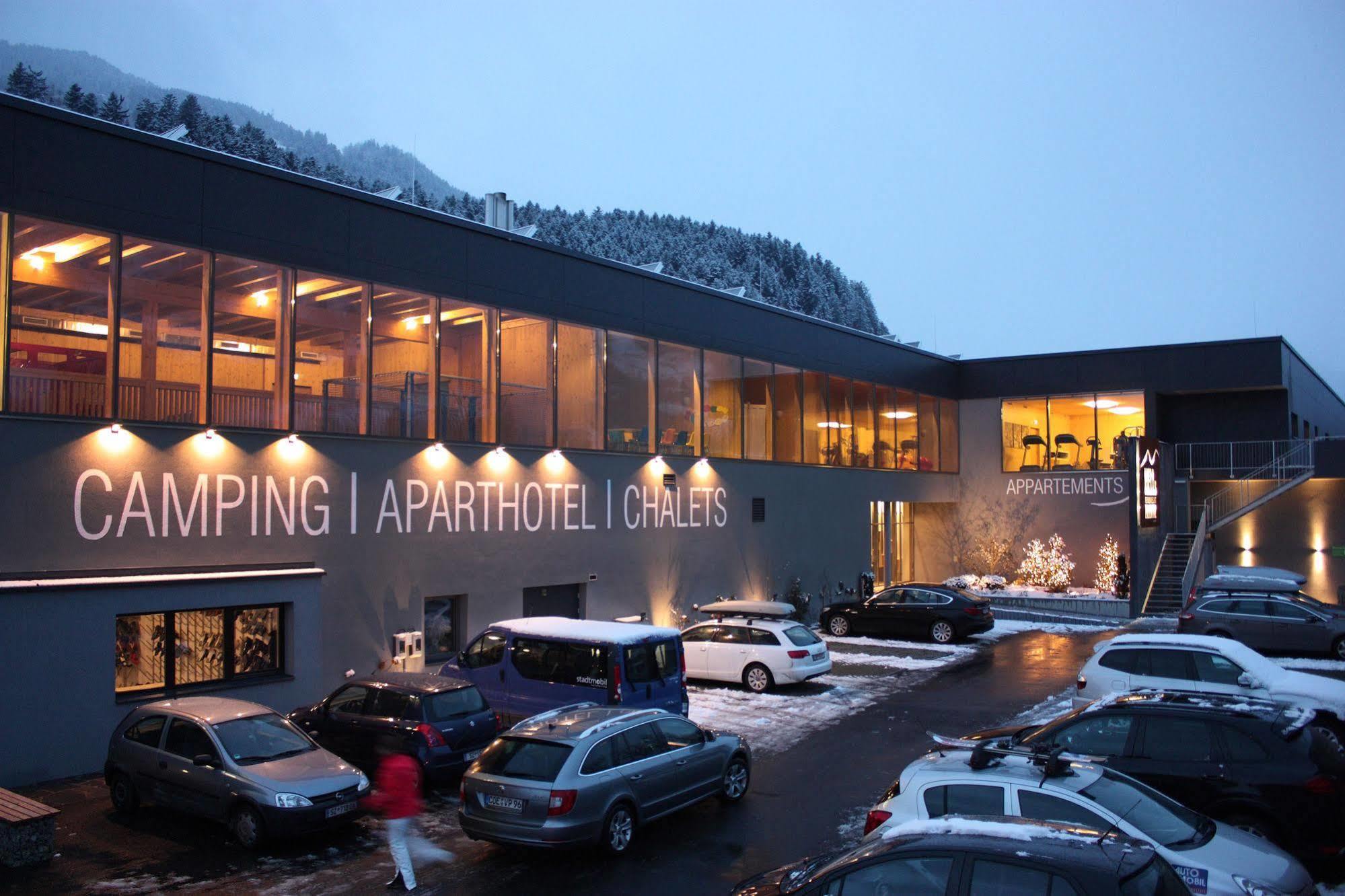 Natuerlich Hell. Aparthotel & Camping Fügen Eksteriør billede